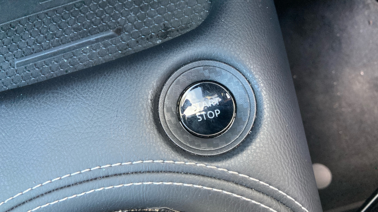 Nissan Juke 1.6 Hybrid Tekna 5dr Auto Hybrid Hatchback